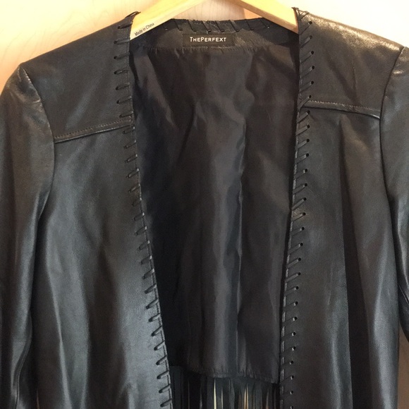 THEPERFEXT Christy Leather Fringe Jacket - Picture 11 of 17